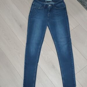 Levi's Dark Blue Skinny Jeans